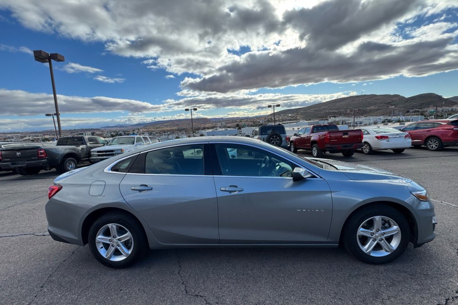 Used 2024 Chevrolet Malibu LT image 6