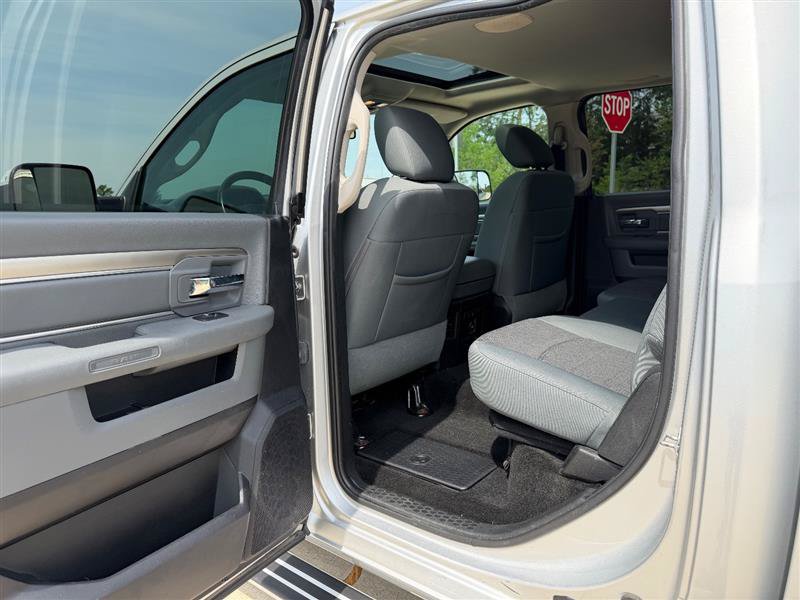 Used 2016 RAM 1500 Big Horn AWD/4WD image 16