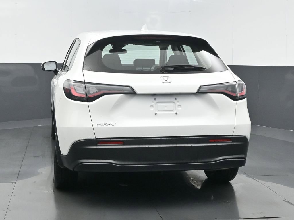 Certified 2025 Honda HR-V LX image 19