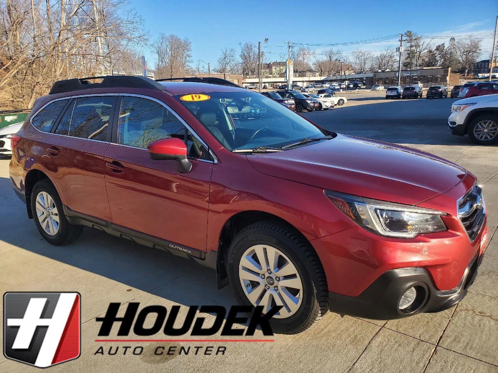 Used 2019 Subaru Outback 2.5i Premium image 1