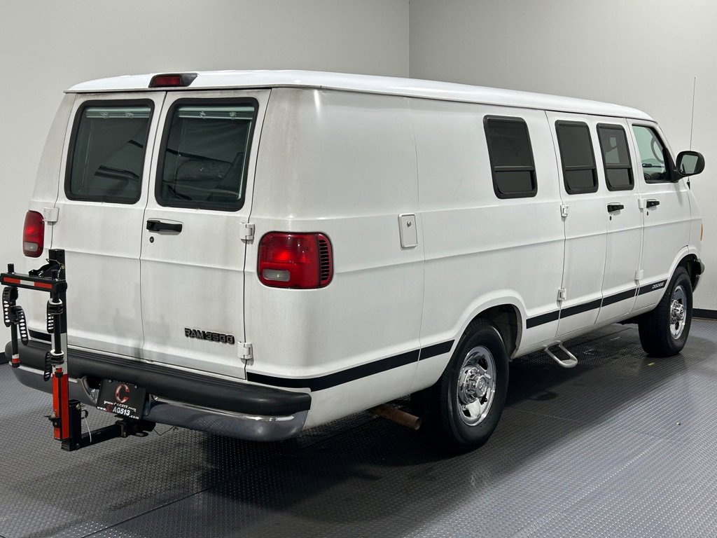 Used 2001 Dodge B3500 image 5