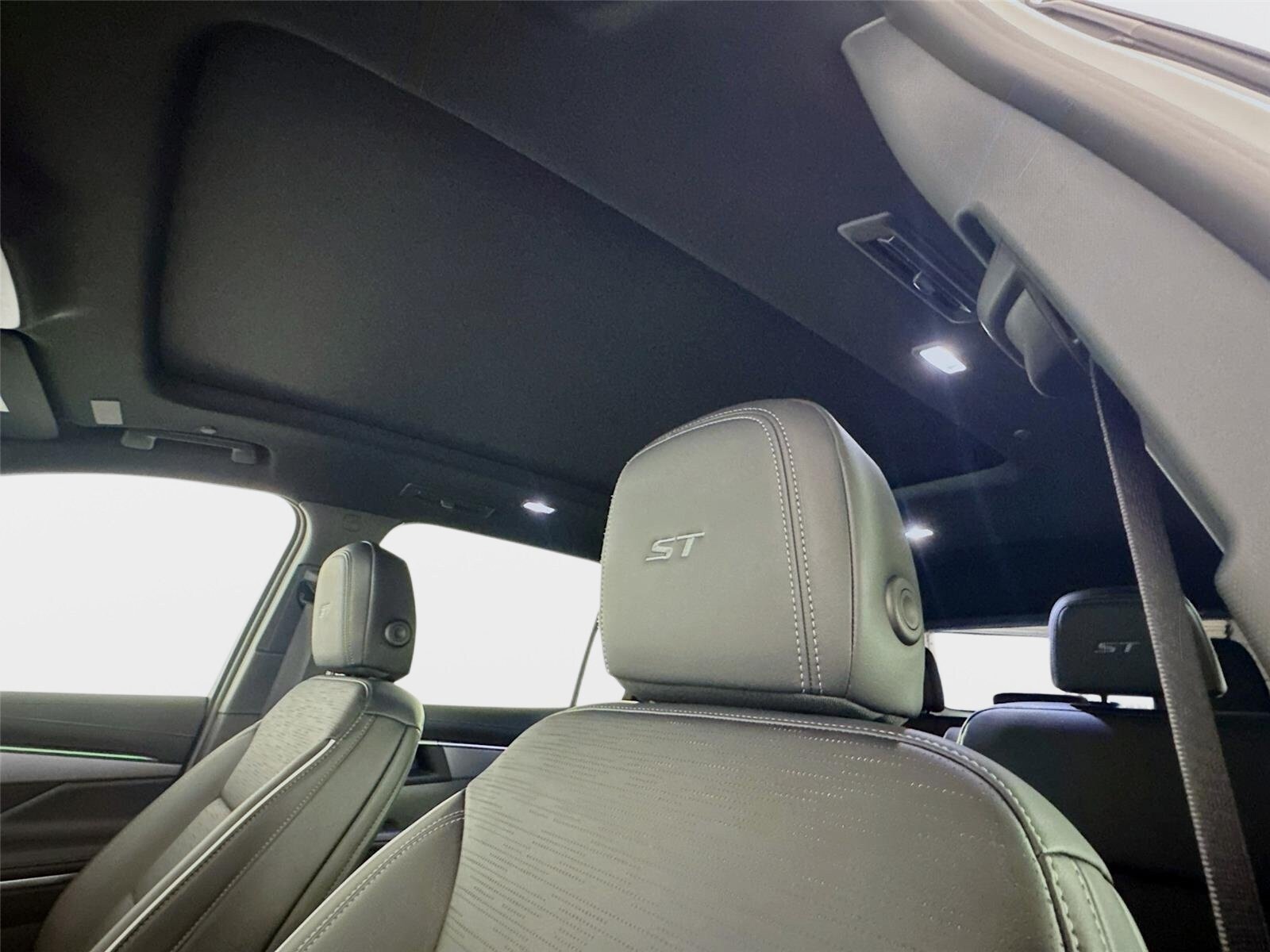 New 2026 Buick Enclave Sport Touring w/ Power Package FWD image 14