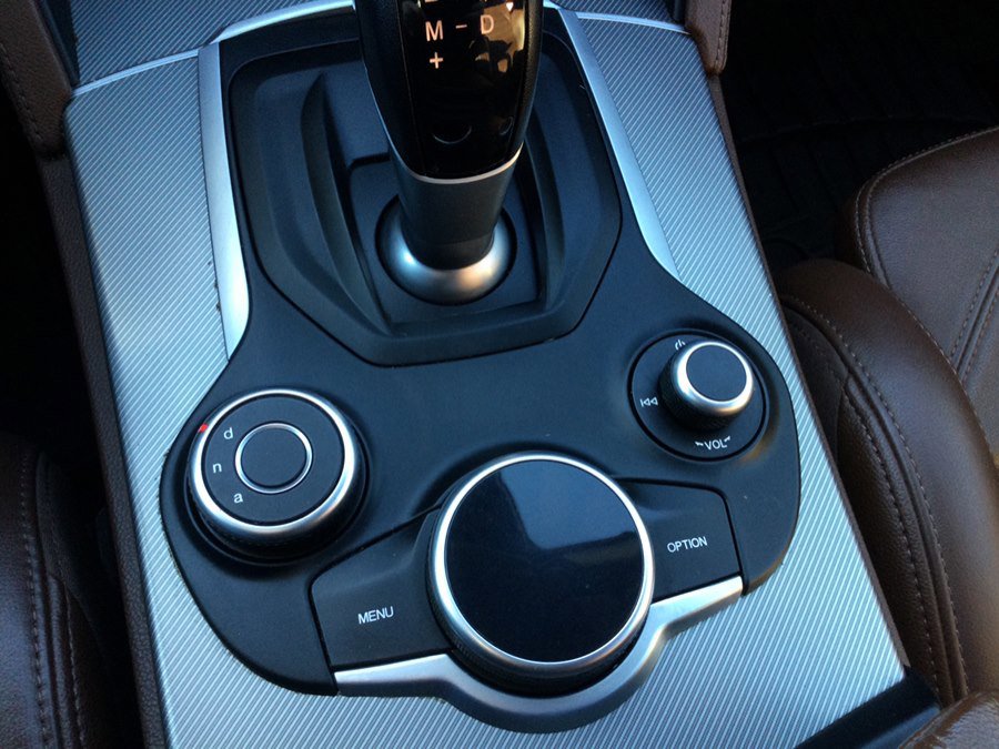 Used 2019 Alfa Romeo Stelvio Ti Sport w/ Quick Order Package 22S Sport image 15