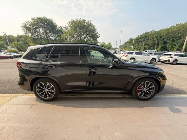 Used 2026 BMW X5 xDrive50e image 6
