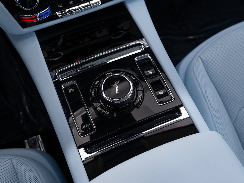 Certified 2024 Rolls-Royce Spectre w/ Spectre Launch Package AWD/4WD image 29