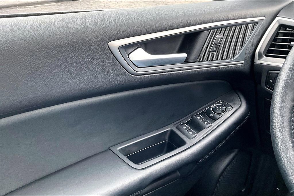 Used 2024 Ford Edge SEL w/ Convenience Package image 36