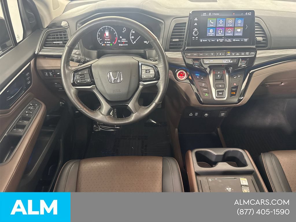 Used 2025 Honda Odyssey Elite image 24