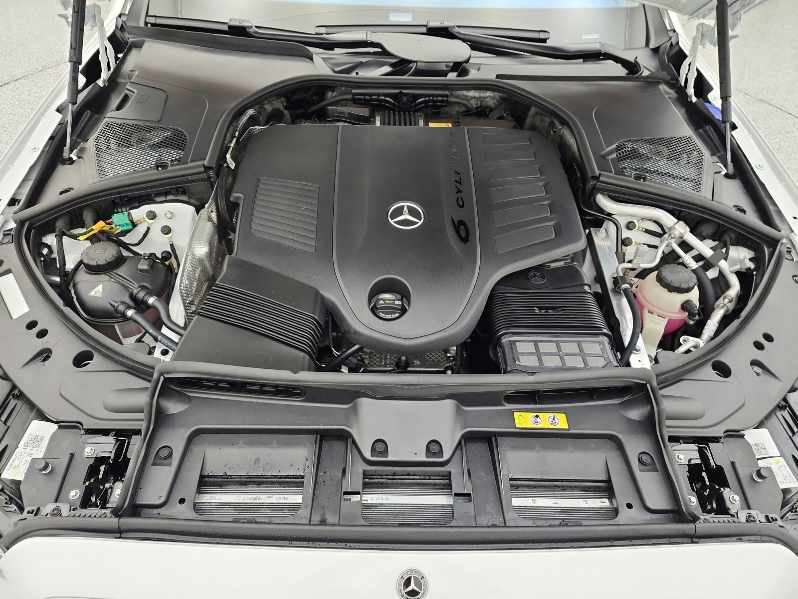 New 2026 Mercedes-Benz S 580e 4MATIC Sedan image 12