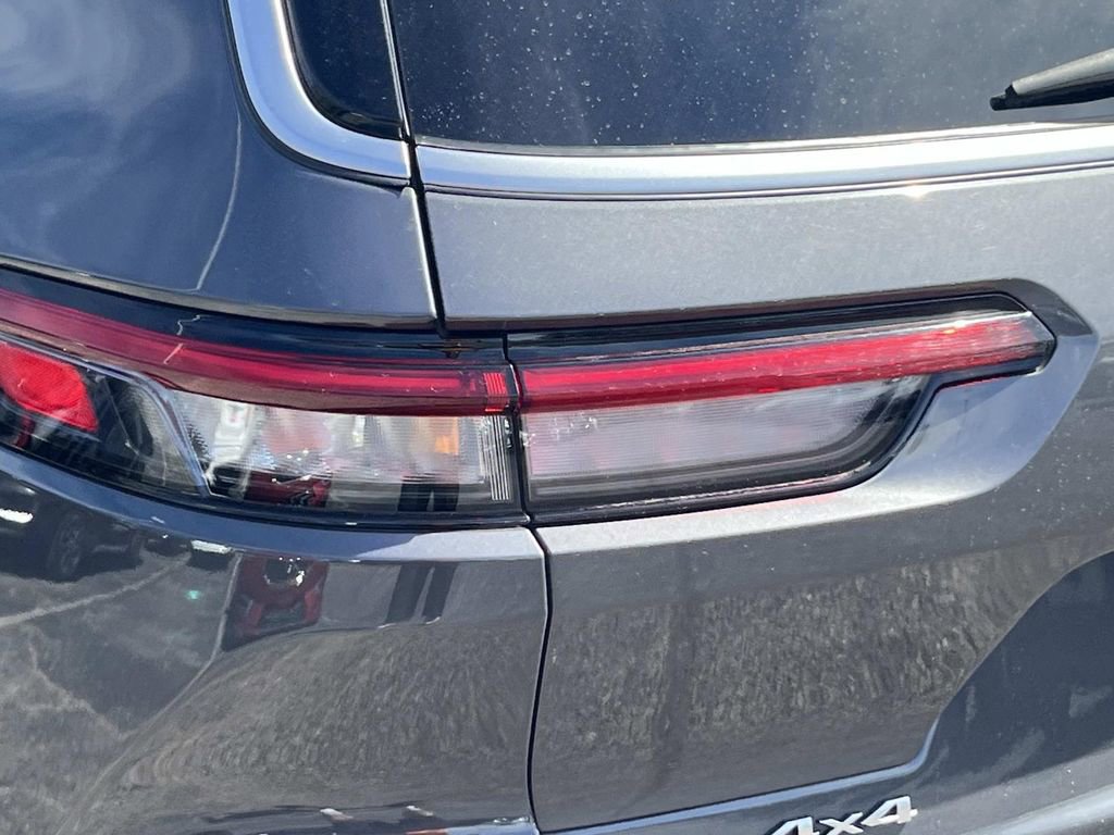 Used 2022 Jeep Grand Cherokee L Summit image 10