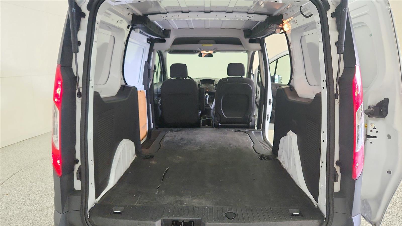 Used 2015 Ford Transit Connect XL FWD image 19