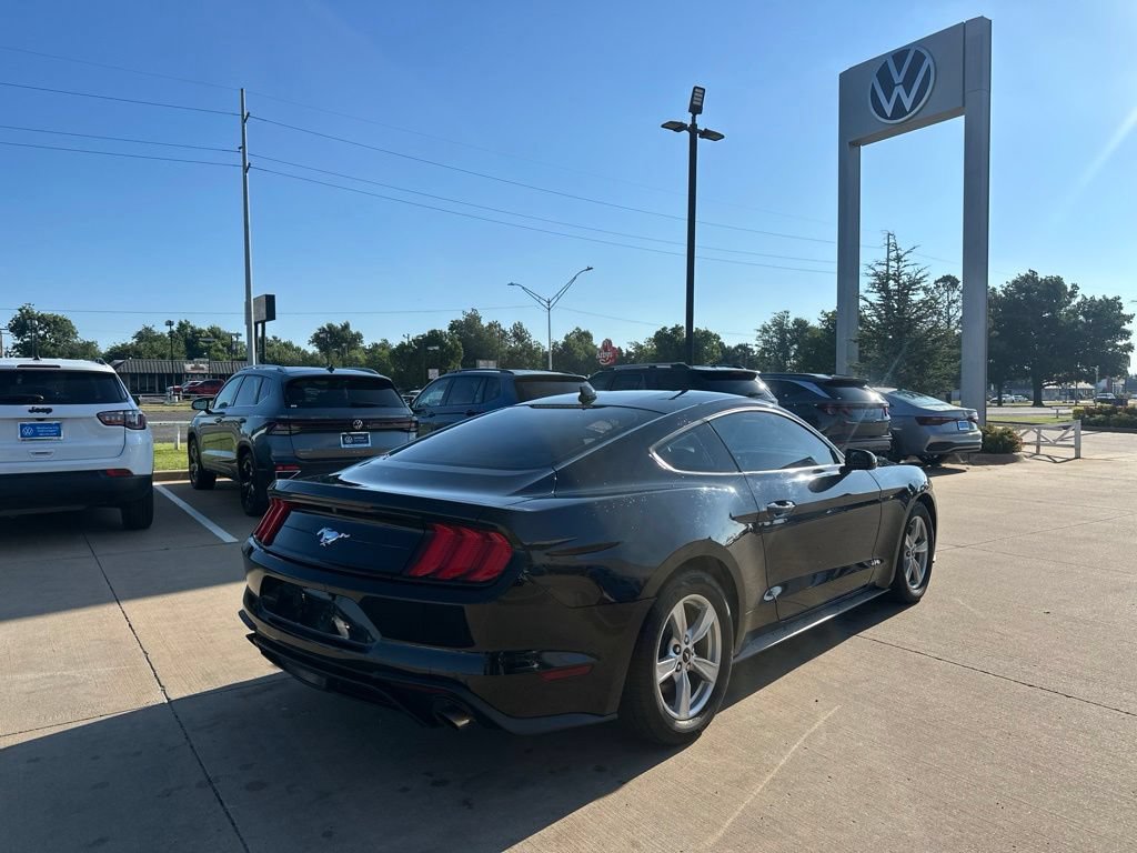 Used 2021 Ford Mustang Coupe RWD image 5