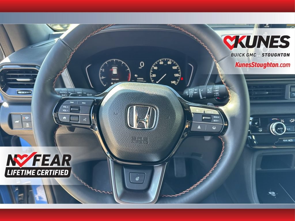 Used 2025 Honda Pilot TrailSport image 25