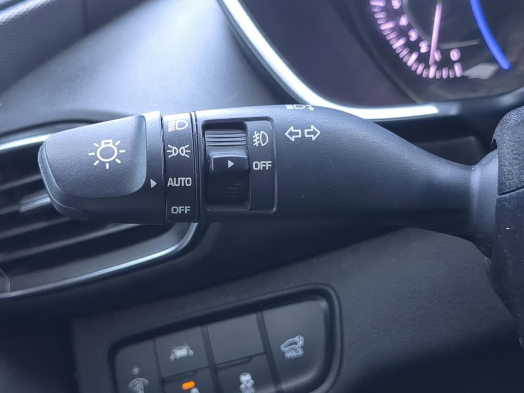 Used 2020 Hyundai Santa Fe SEL w/ Convenience Package image 25