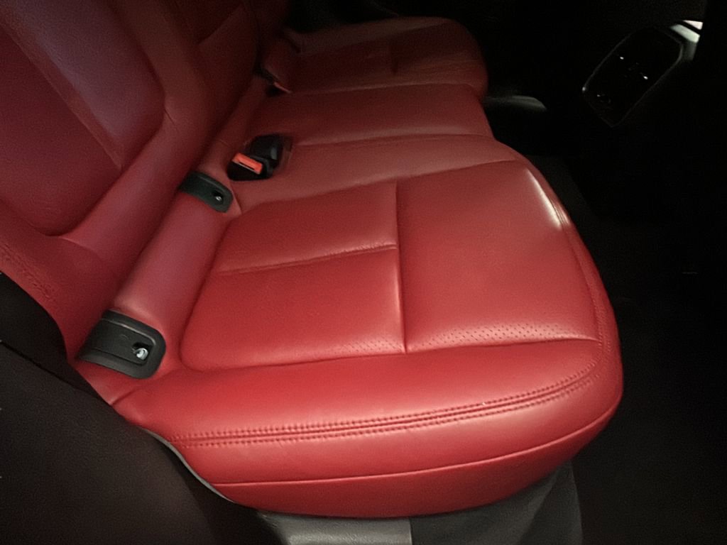 Used 2018 Porsche Macan S image 16