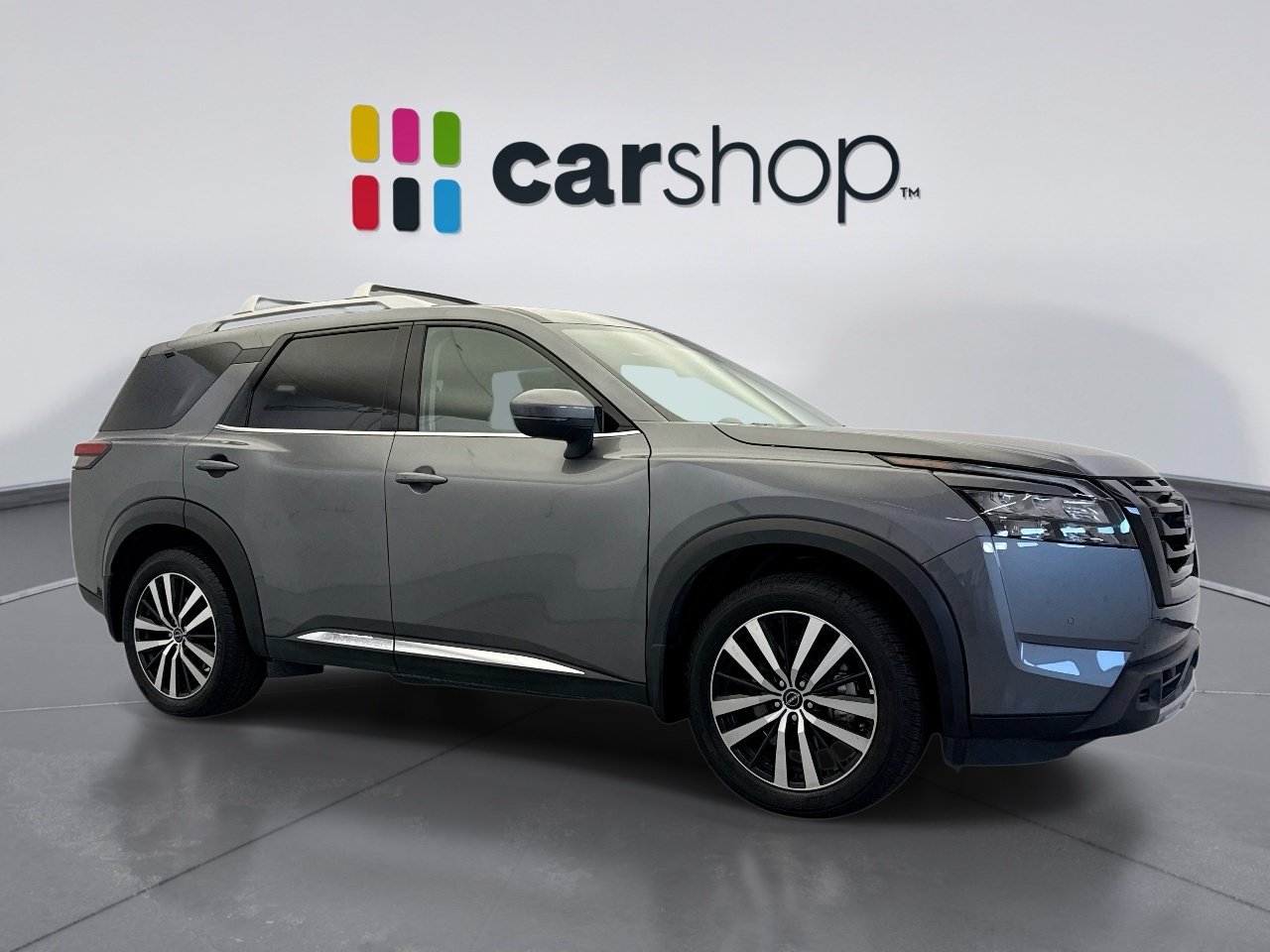 Used 2025 Nissan Pathfinder Platinum w/ Black Appearance Package AWD/4WD image 7