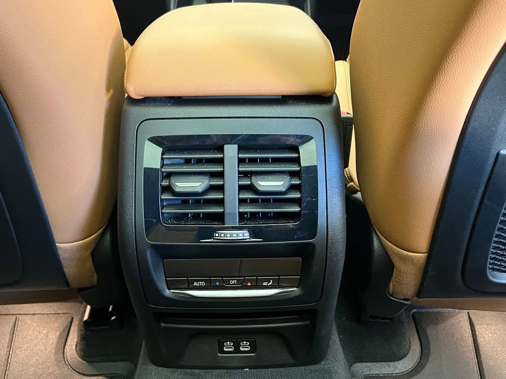 Certified 2024 BMW X3 sDrive30i w/ Convenience Package image 9