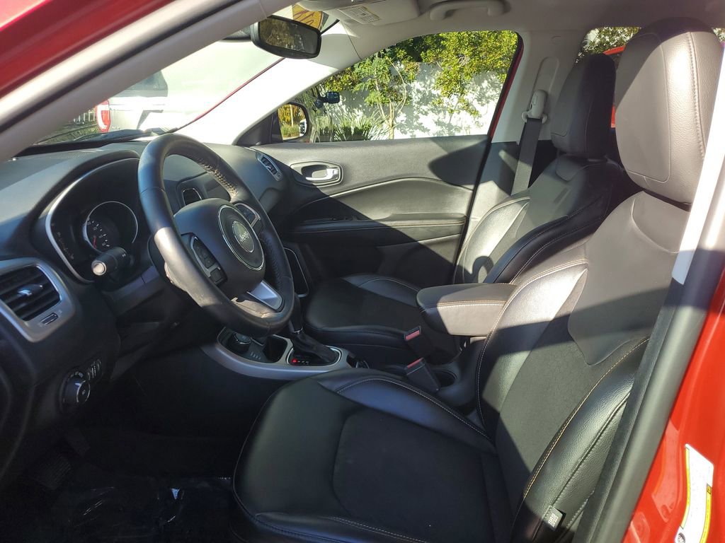 Used 2018 Jeep Compass Latitude w/ Popular Equipment Group image 19