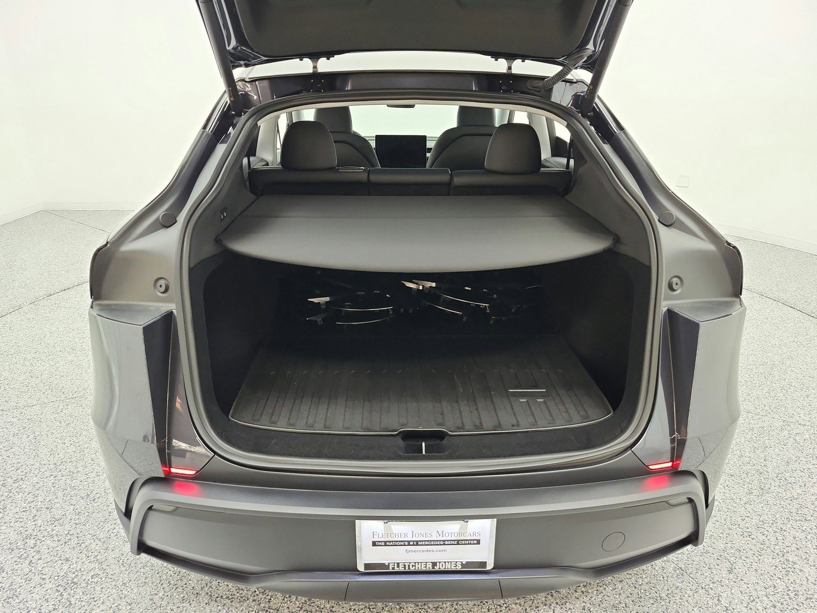 Used 2026 Tesla Model Y AWD image 21