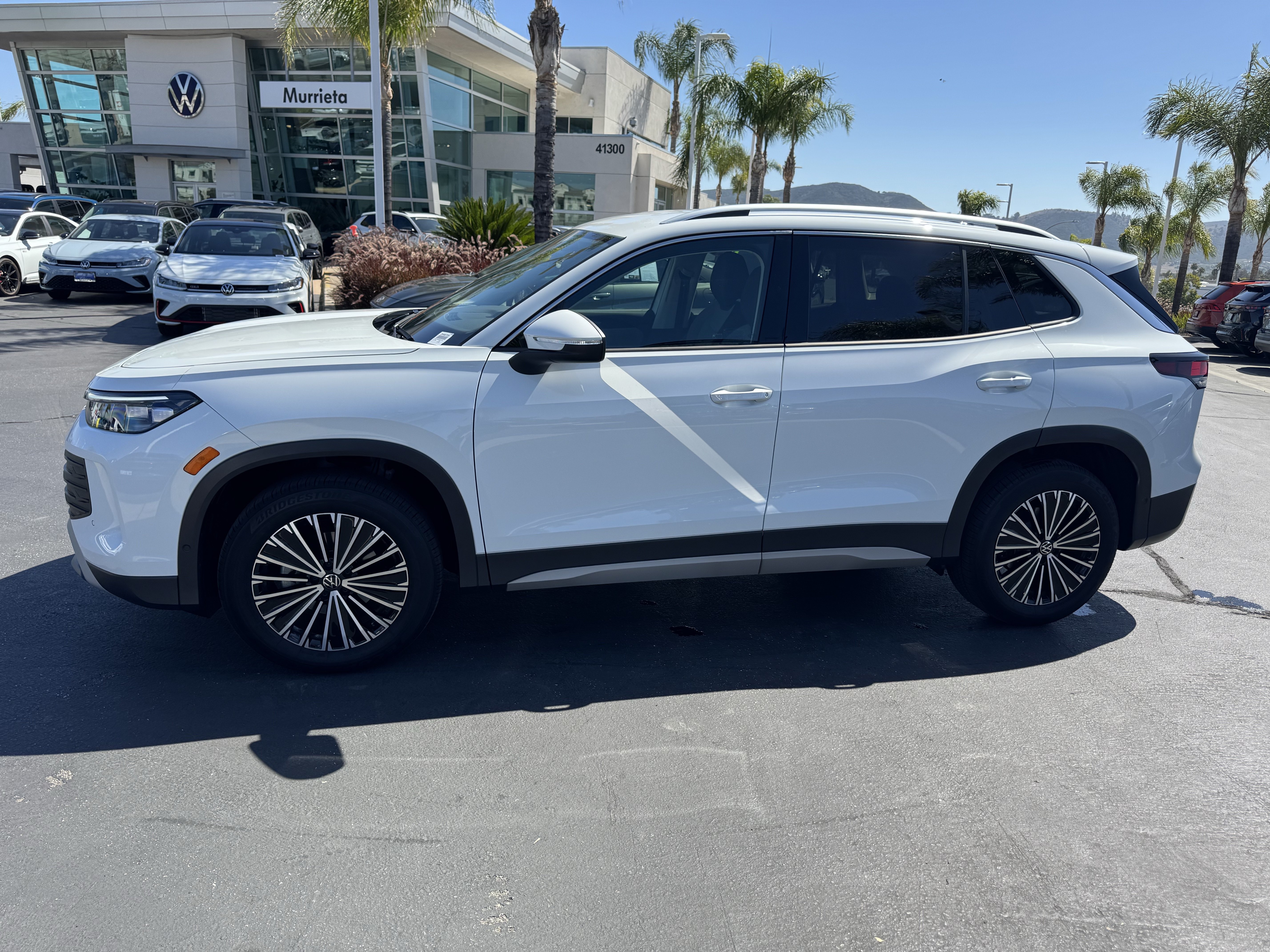 Certified 2025 Volkswagen Tiguan S FWD image 6