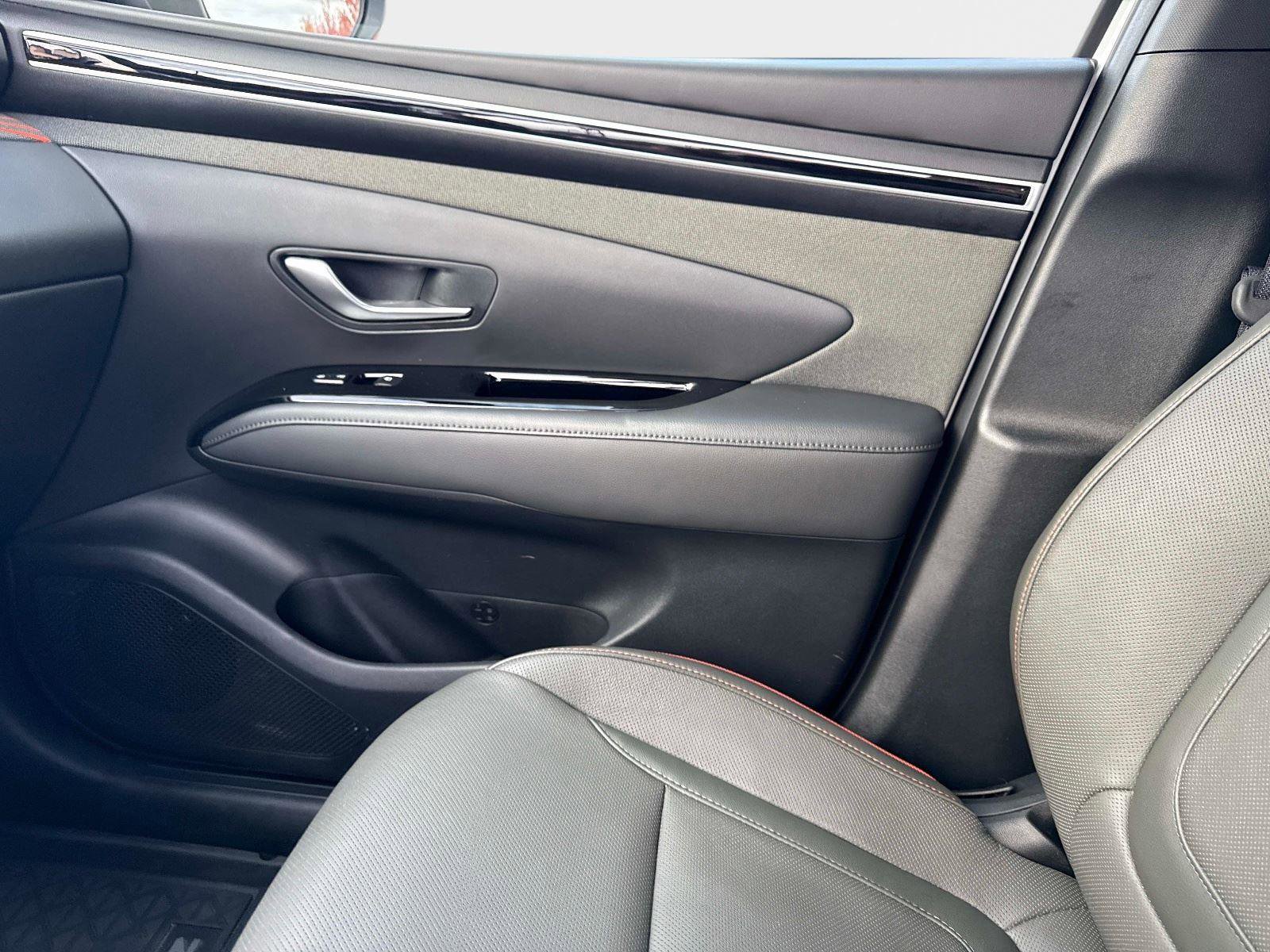 Used 2024 Hyundai Santa Cruz Limited image 23