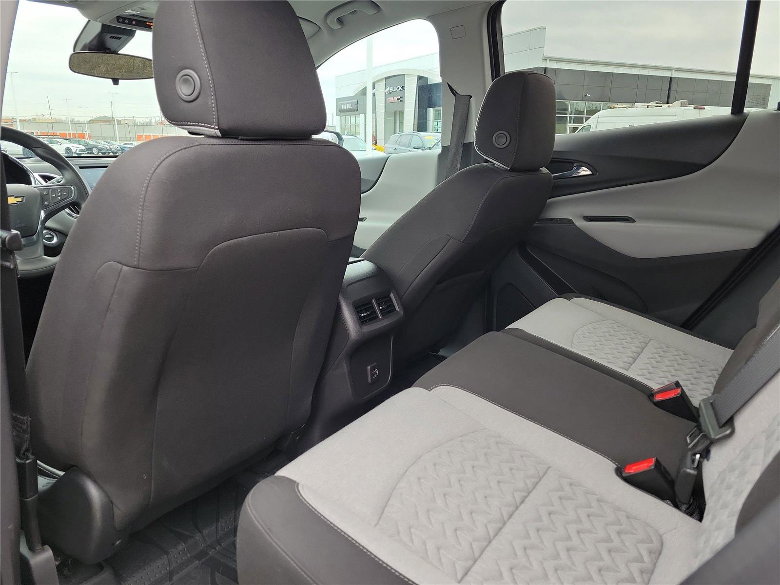 Used 2024 Chevrolet Equinox LS w/ LS Convenience Package image 12