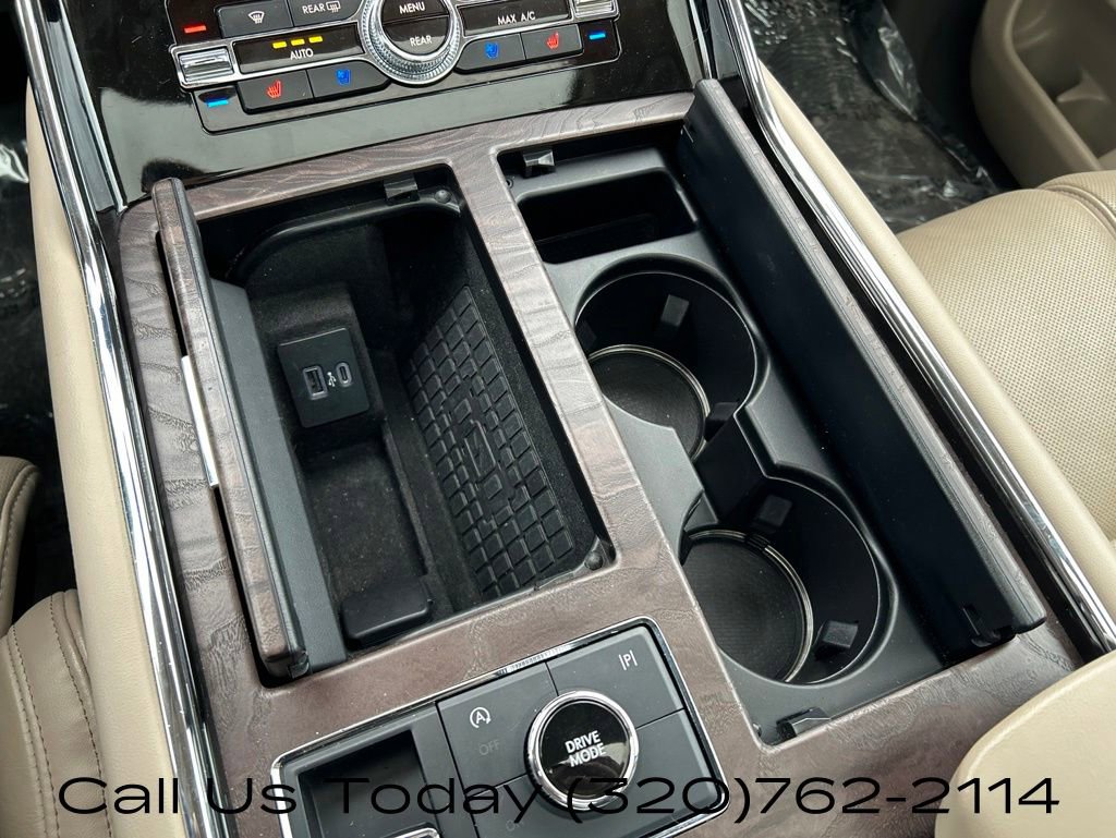 Used 2022 Lincoln Navigator Reserve AWD/4WD image 28