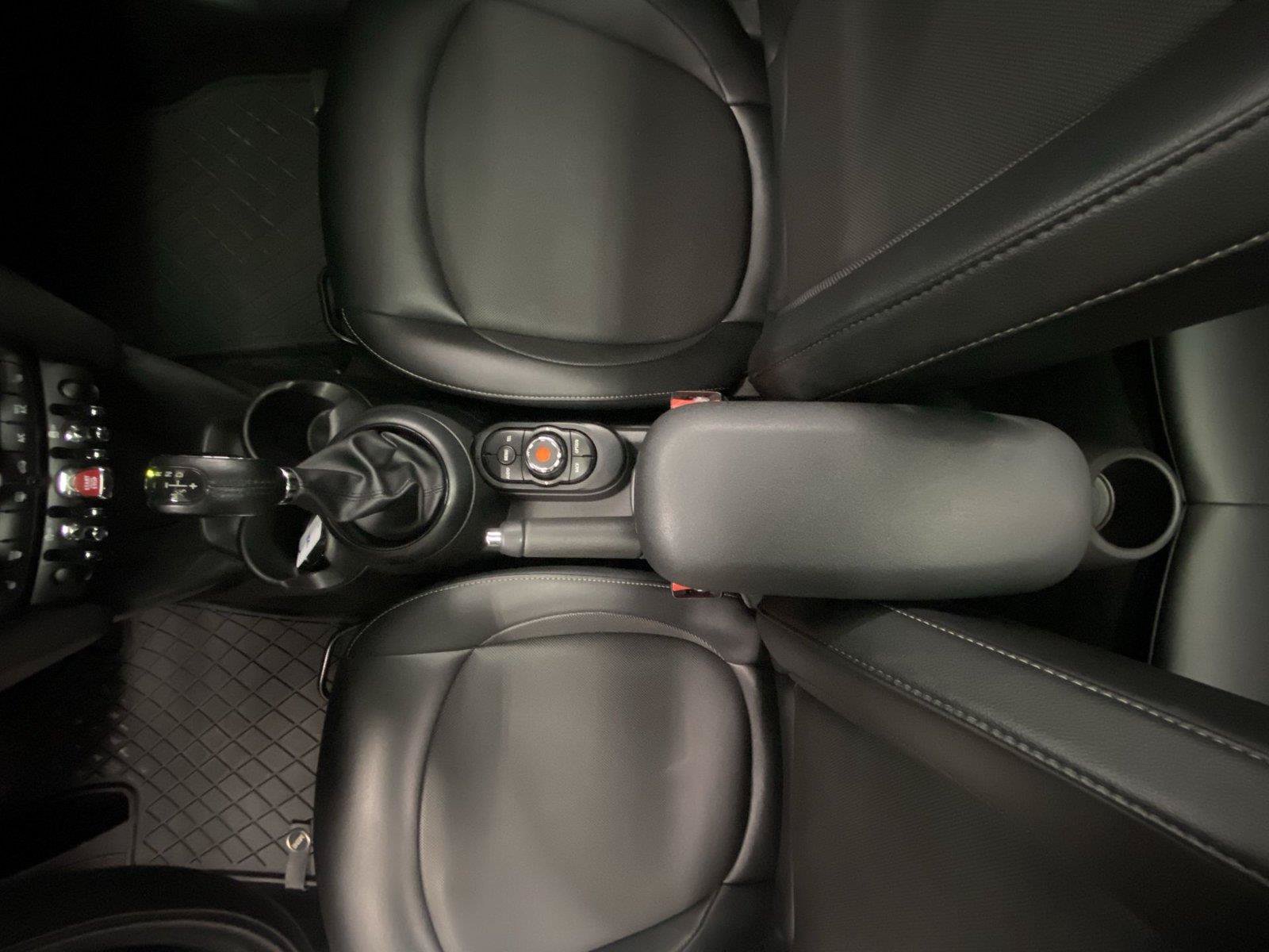 Used 2018 MINI Cooper 2-Door Hardtop FWD image 26