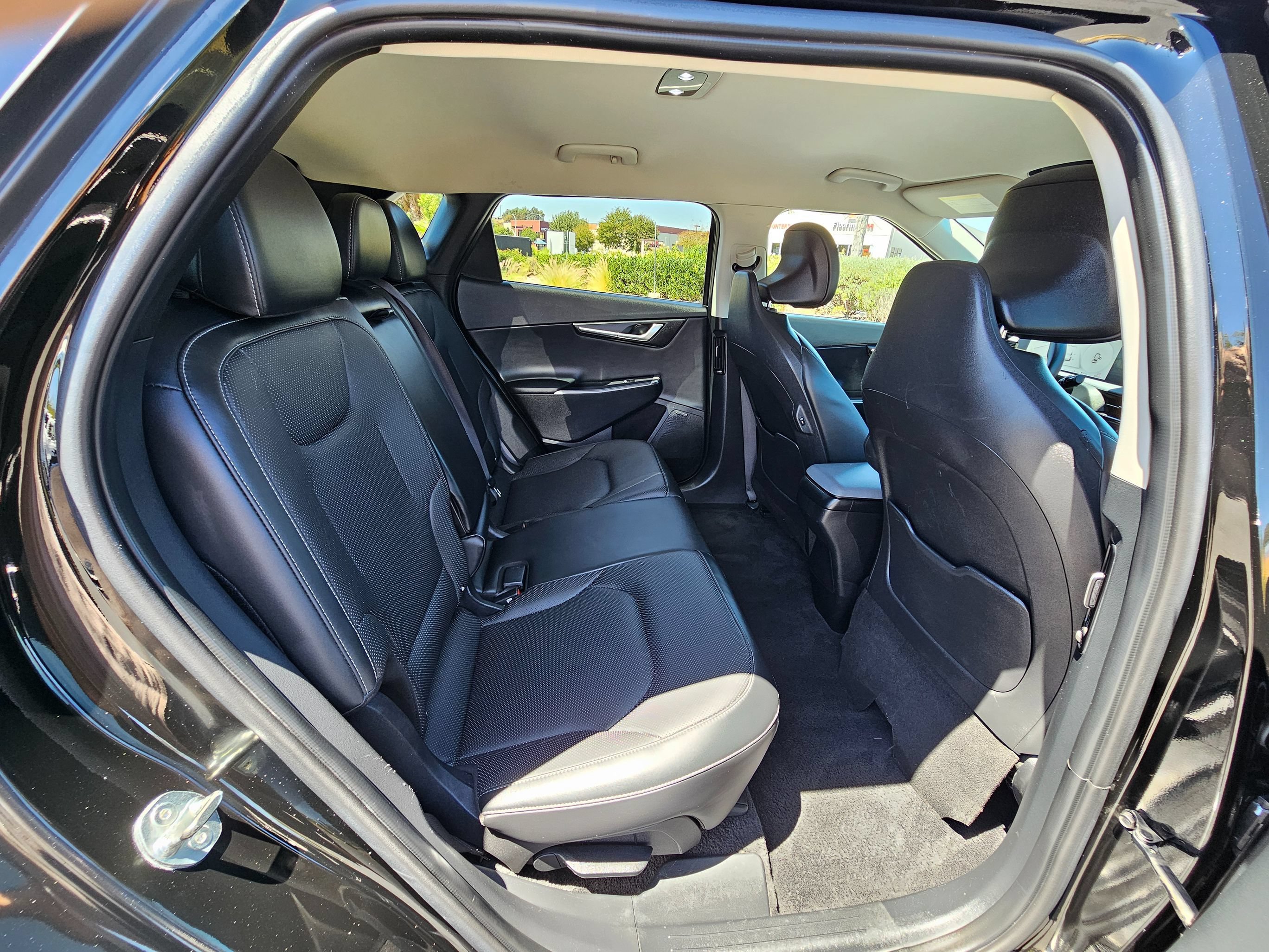 Used 2024 Kia EV6 Wind RWD image 30