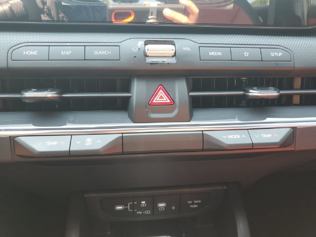 New 2026 Kia K4 EX FWD image 36