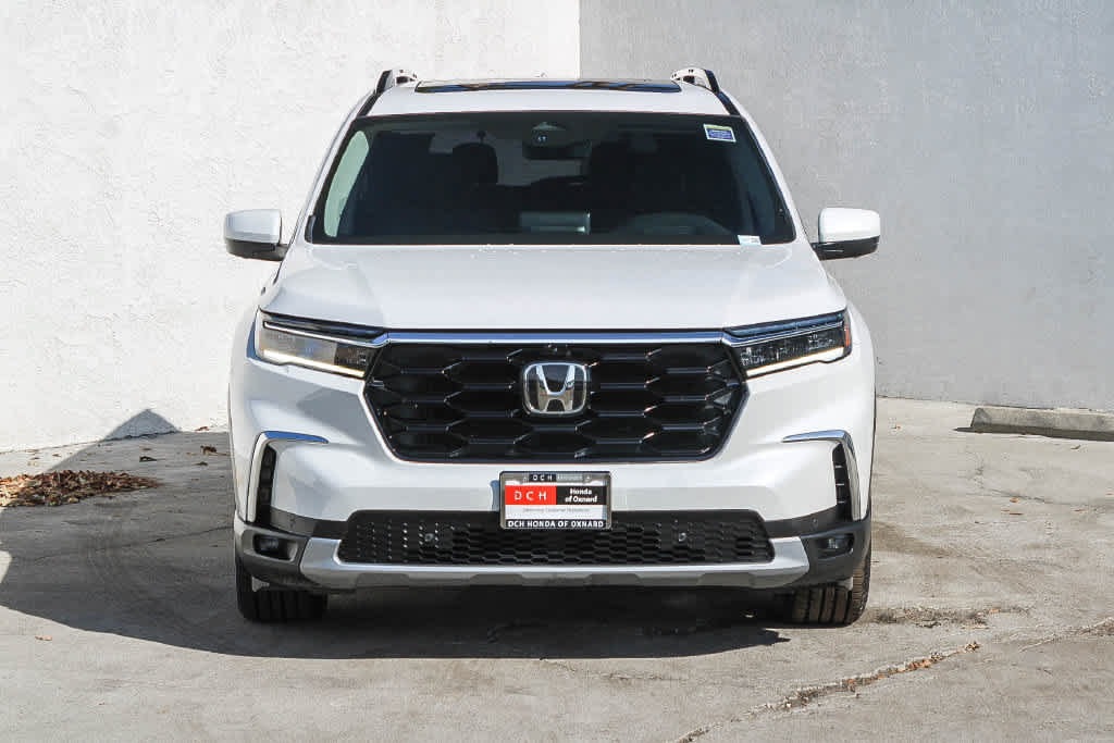 Used 2023 Honda Pilot Elite image 2