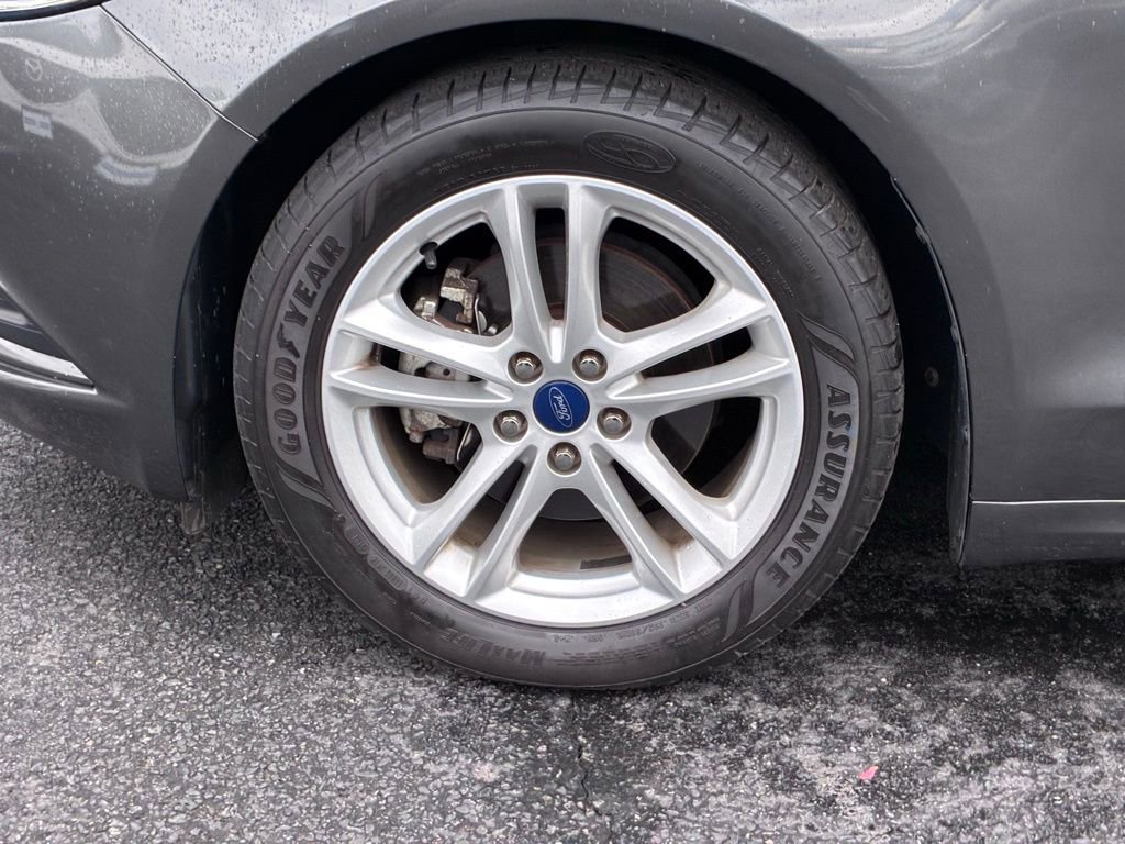 Used 2018 Ford Fusion SE w/ Fusion SE Technology Package FWD image 50