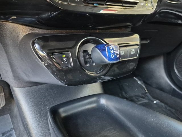 Used 2017 Toyota Prius Two w/ Prius Two Safety Plus Package FWD image 19