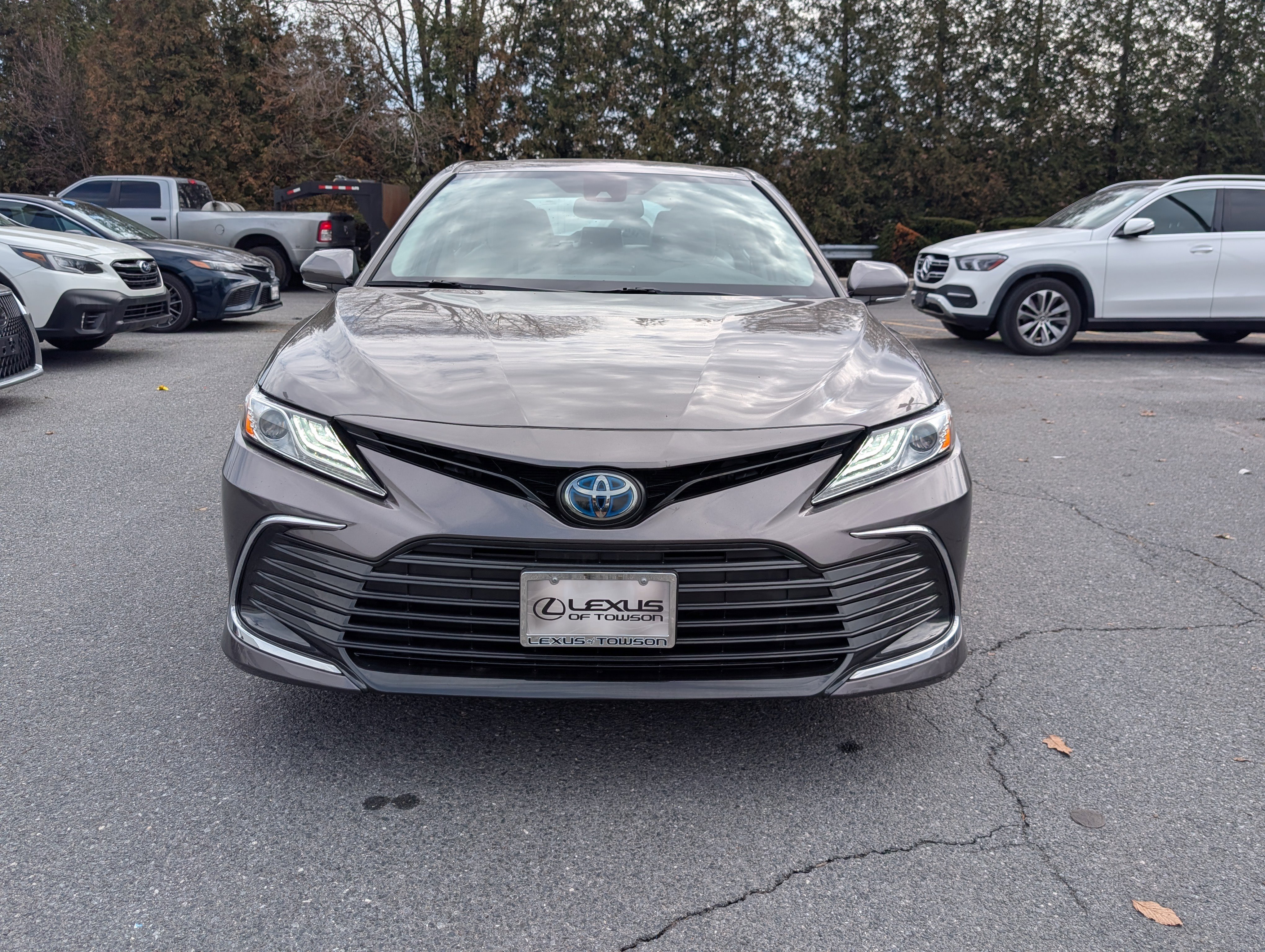 Used 2022 Toyota Camry XLE image 8