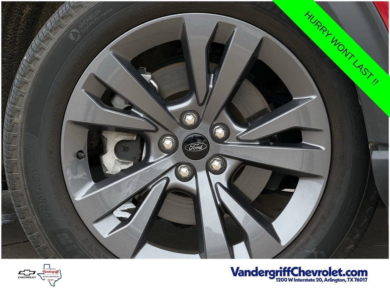 Used 2023 Ford Explorer XLT w/ Equipment Group 202A RWD image 10