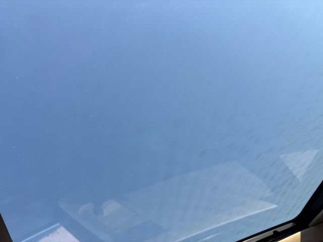 Used 2025 Lincoln Corsair Grand Touring w/ Equipment Group 301A image 15