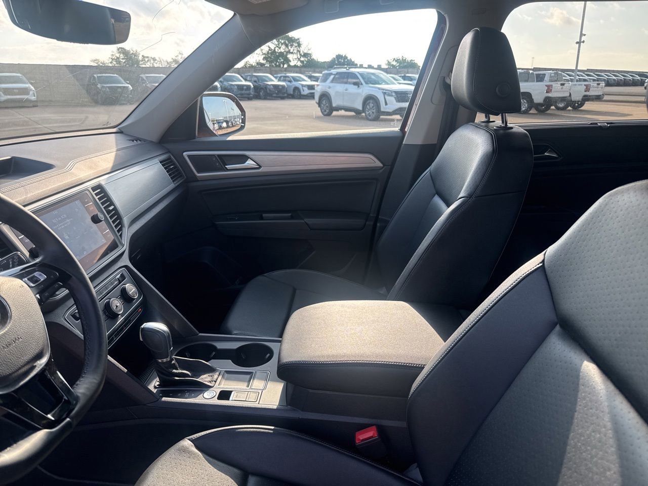 Used 2019 Volkswagen Atlas SE w/ Towing Package FWD image 39
