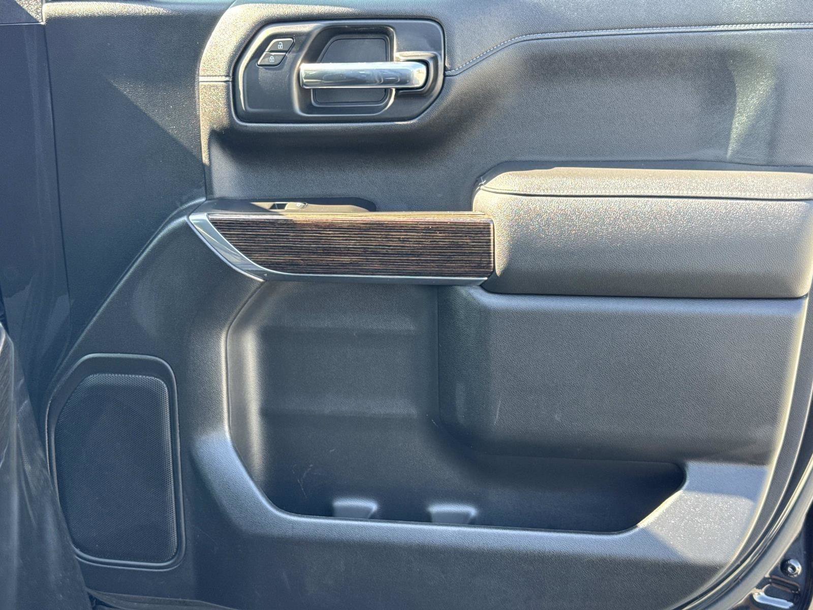 Used 2022 GMC Sierra 1500 Elevation image 17