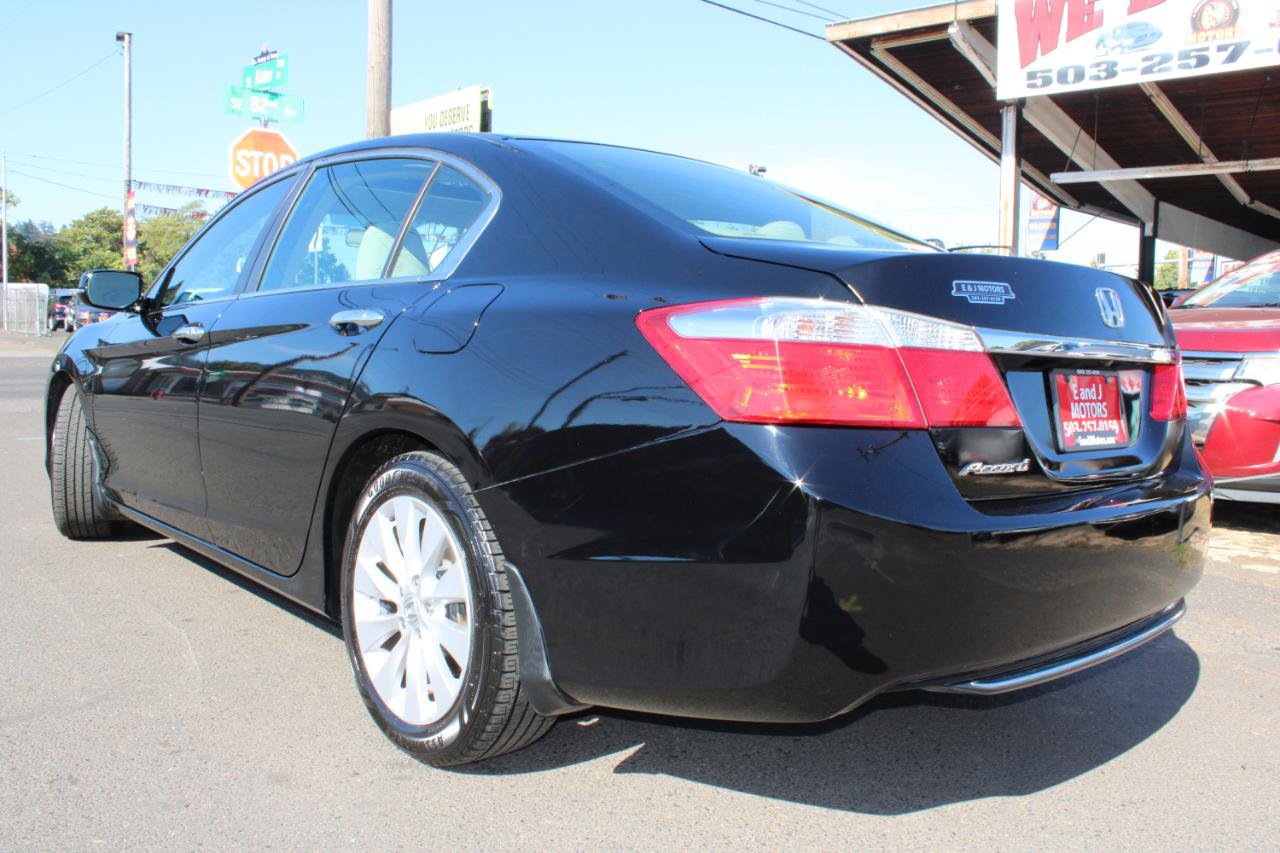 Used 2014 Honda Accord EX image 5