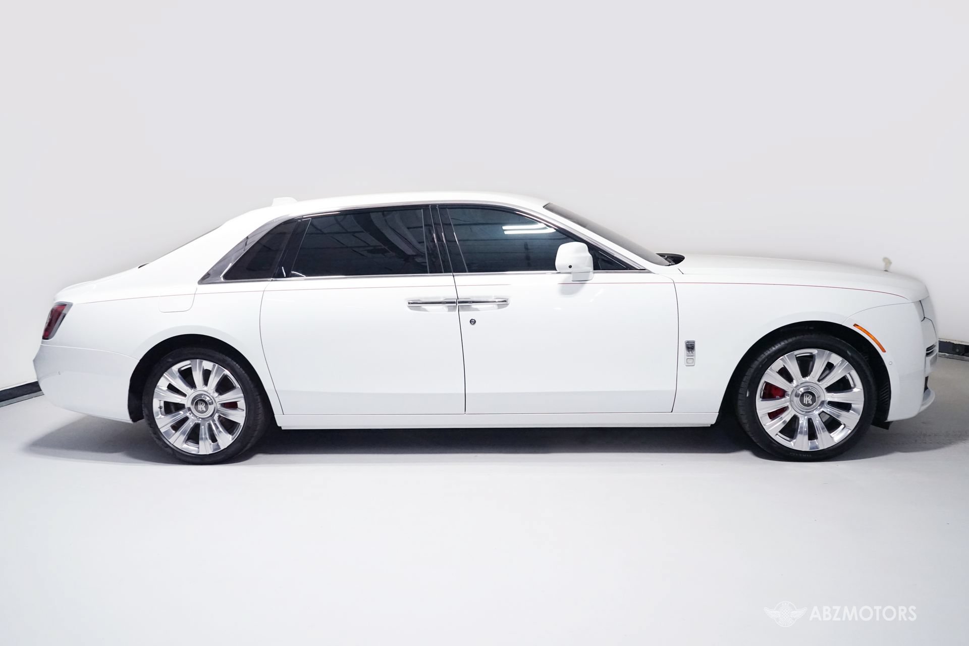 Used 2022 Rolls-Royce Ghost Extended Wheelbase AWD/4WD image 4