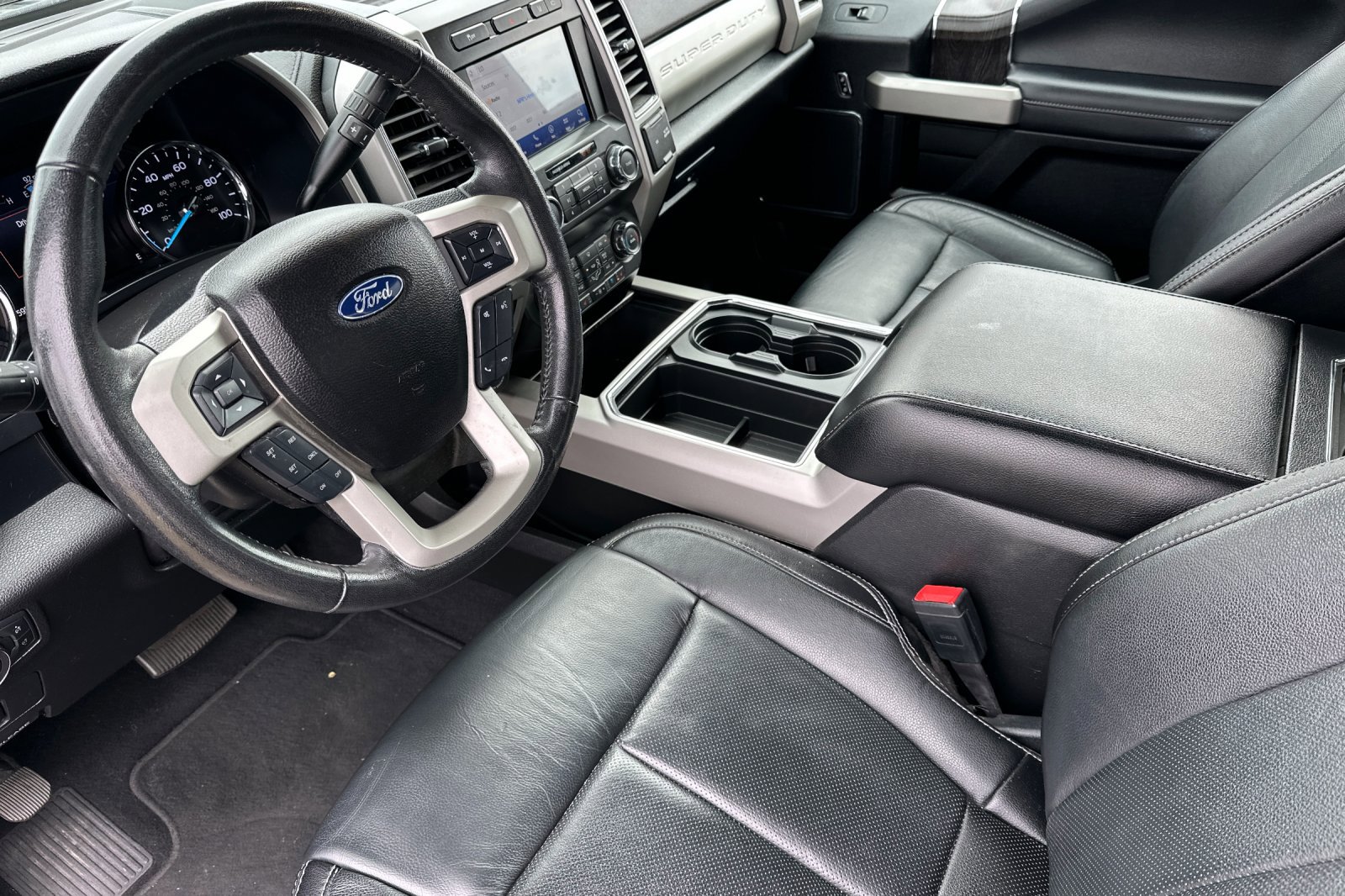 Used 2020 Ford F350 Lariat w/ Lariat Value Package image 9