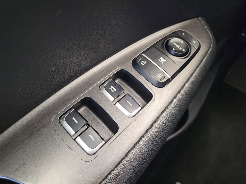 Used 2018 Kia Optima LX w/ 17" Alloy Wheels Package image 27