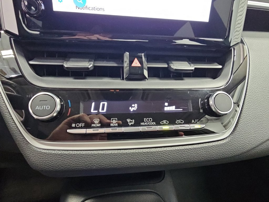 Used 2023 Toyota Corolla LE FWD image 19