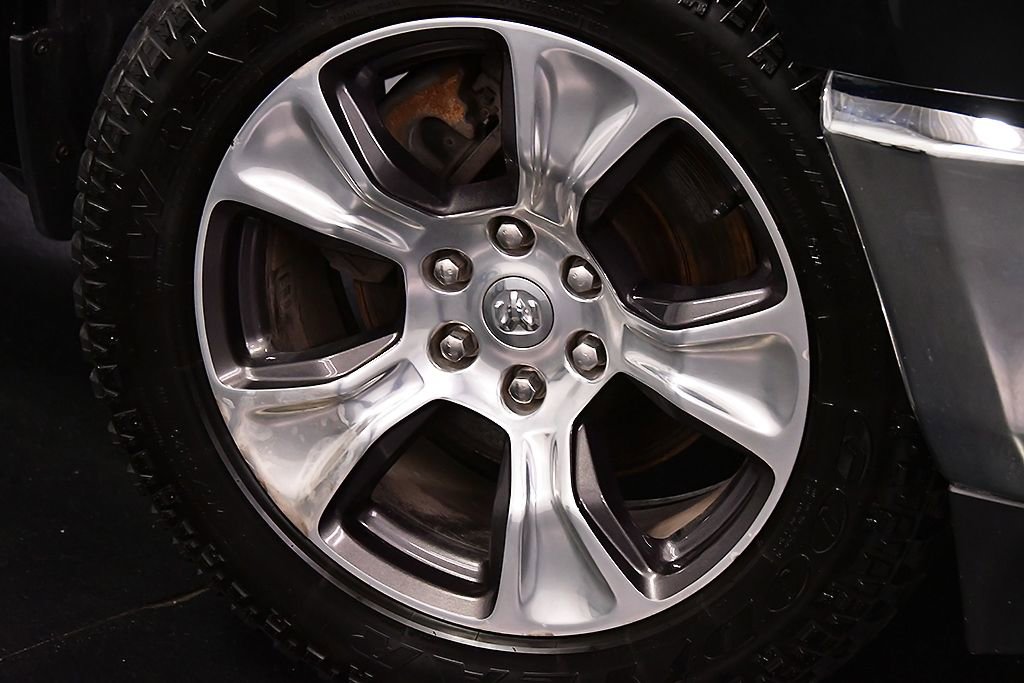 Used 2023 RAM 1500 Laramie AWD/4WD image 9