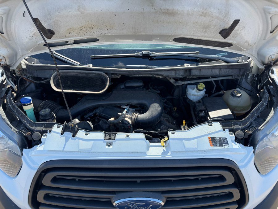 Used 2019 Ford Transit 150 XL image 22