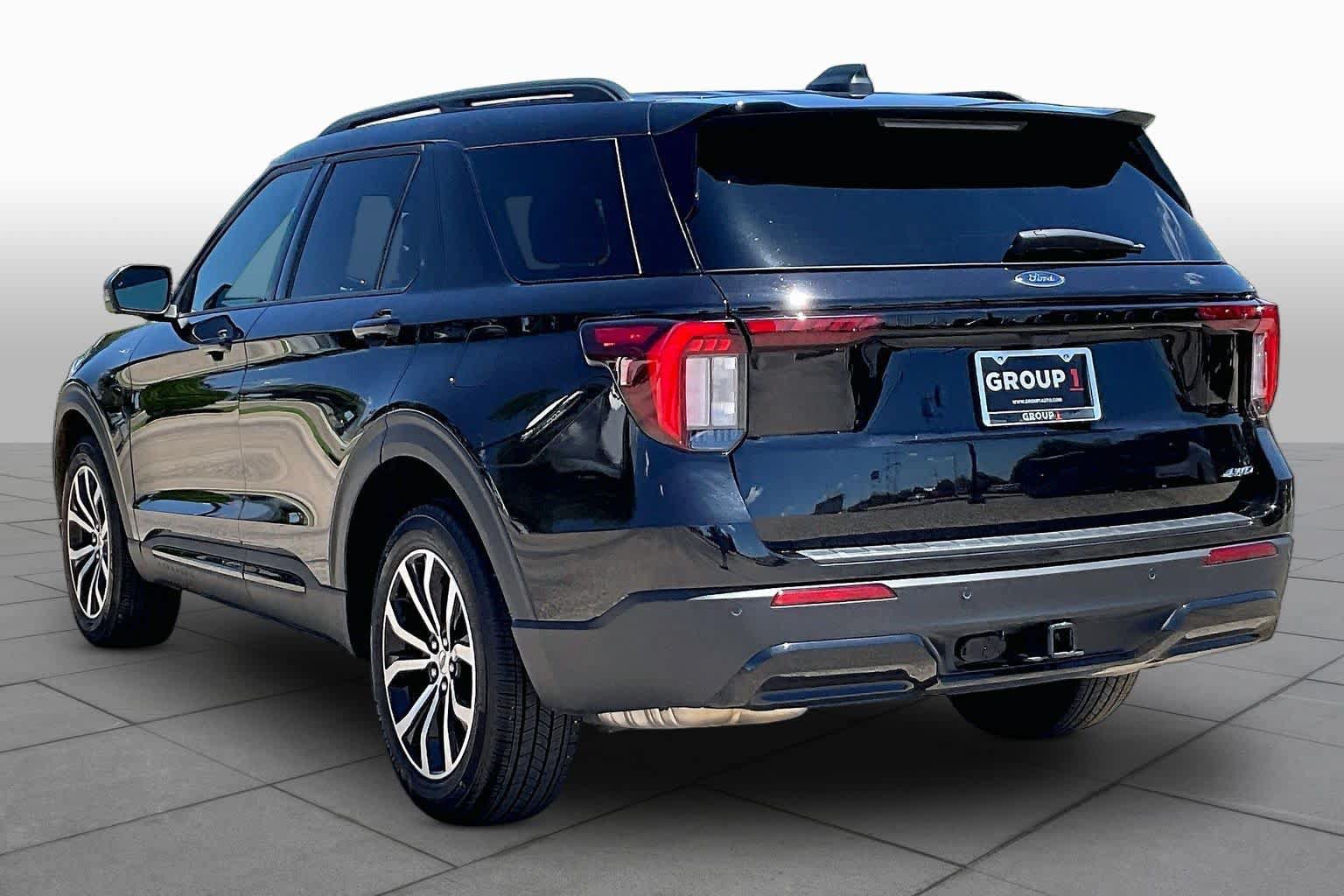 Used 2026 Ford Explorer ST-Line AWD/4WD image 12