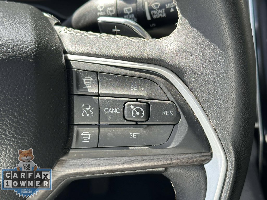 Used 2023 Jeep Grand Cherokee 30th Anniversary AWD/4WD image 26