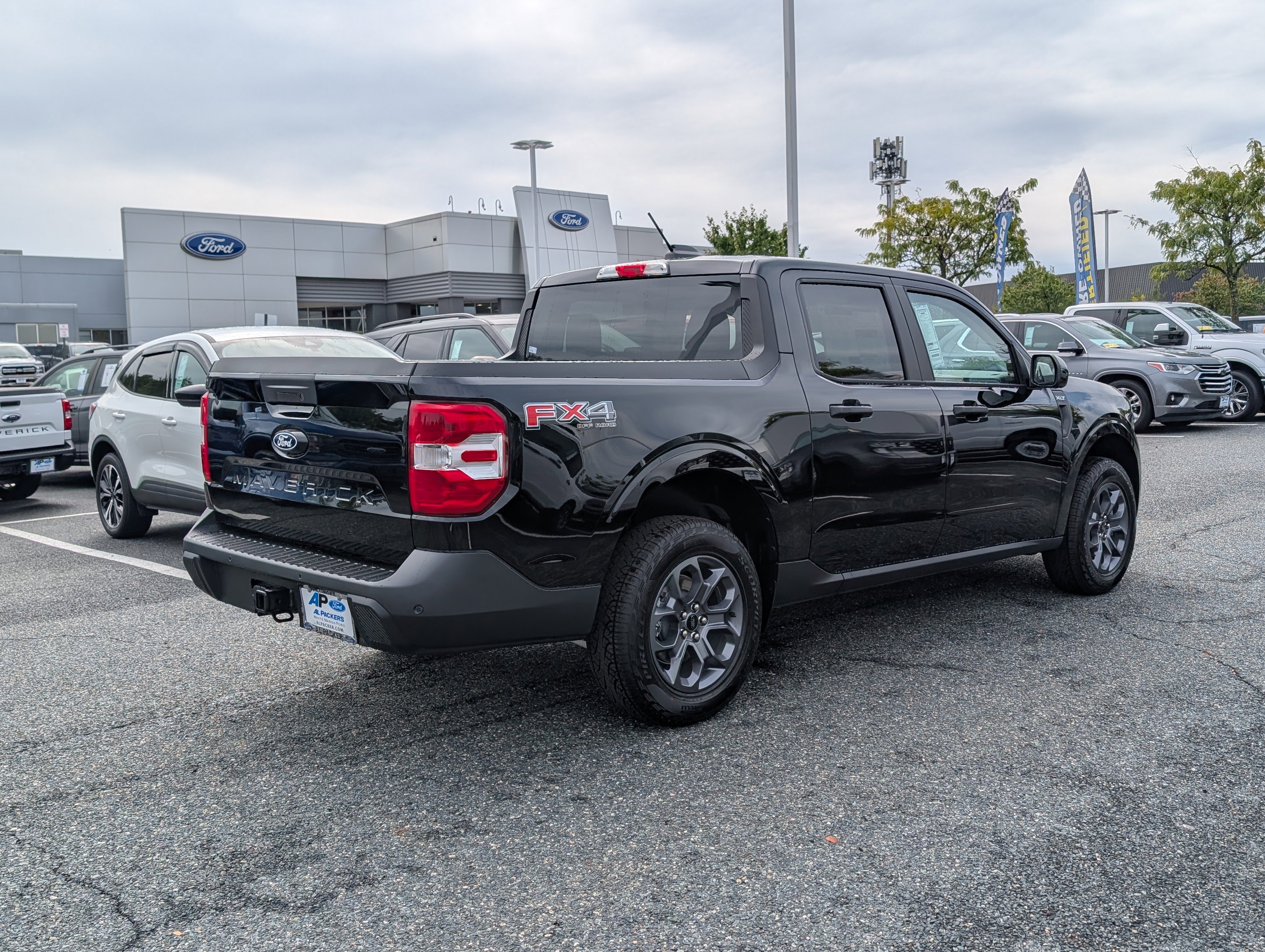 New 2025 Ford Maverick XLT w/ XLT Luxury Package image 2