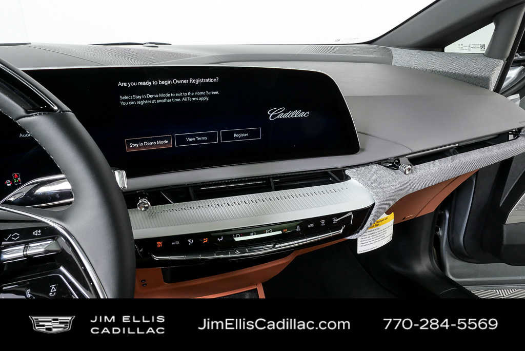 New 2026 Cadillac Optiq Luxury 2 RWD image 13