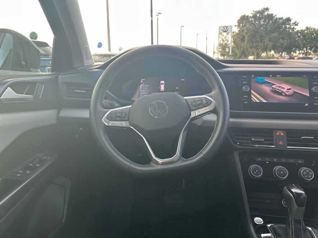 Used 2023 Volkswagen Taos SE w/ Panoramic Sunroof Package image 41