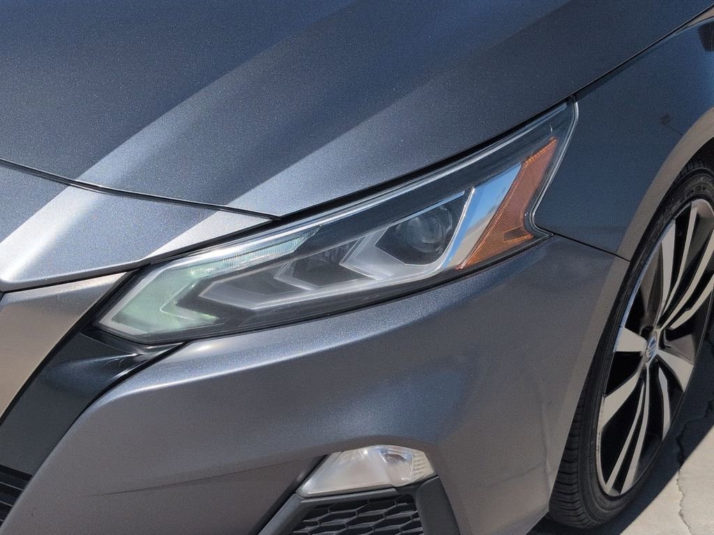 Used 2021 Nissan Altima 2.0 SR FWD image 8